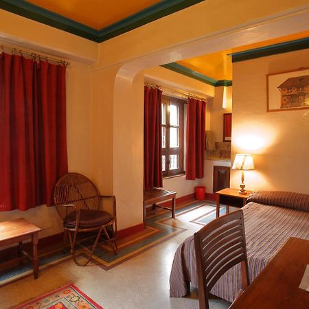Vajra Hotel 加德满都 外观 照片